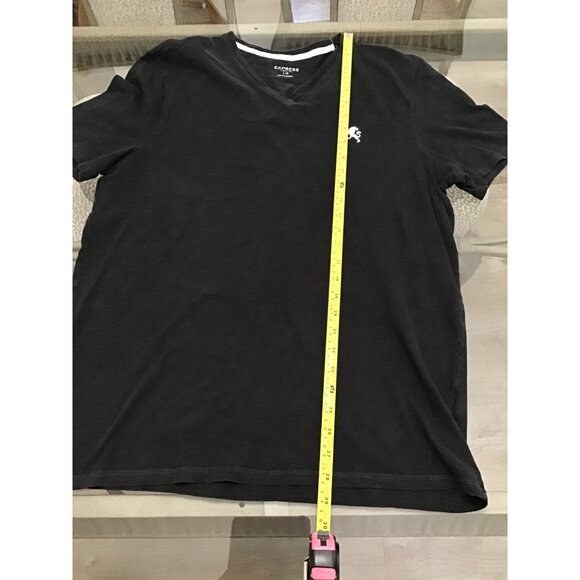 EXPRESS MENS BLACK V-NECK SHORT SLEEVE T-SHIRT SIZE LARGE - Picture 6 of 6